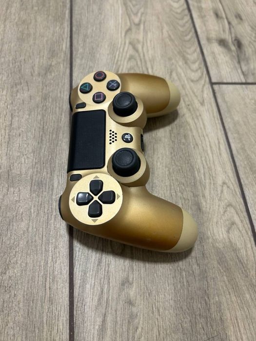 Оригінальні джойстики до Playstation 4