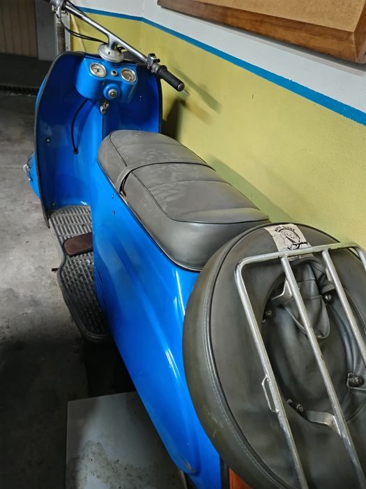 Mota clássica heinkel tourist