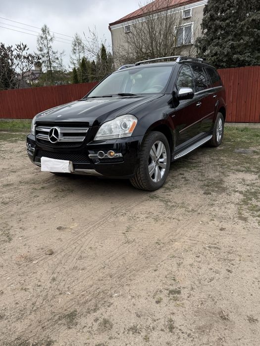 Mercedes- Benz GL 350 lift