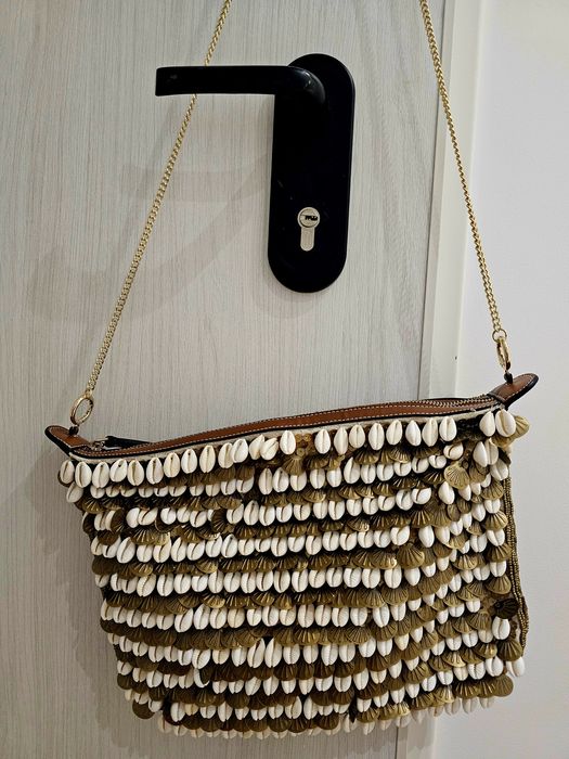 Mala Zara com lantejoulas e conchas - Nova