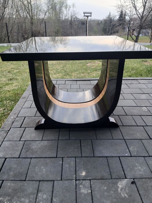 Stolik kawowy do salonu