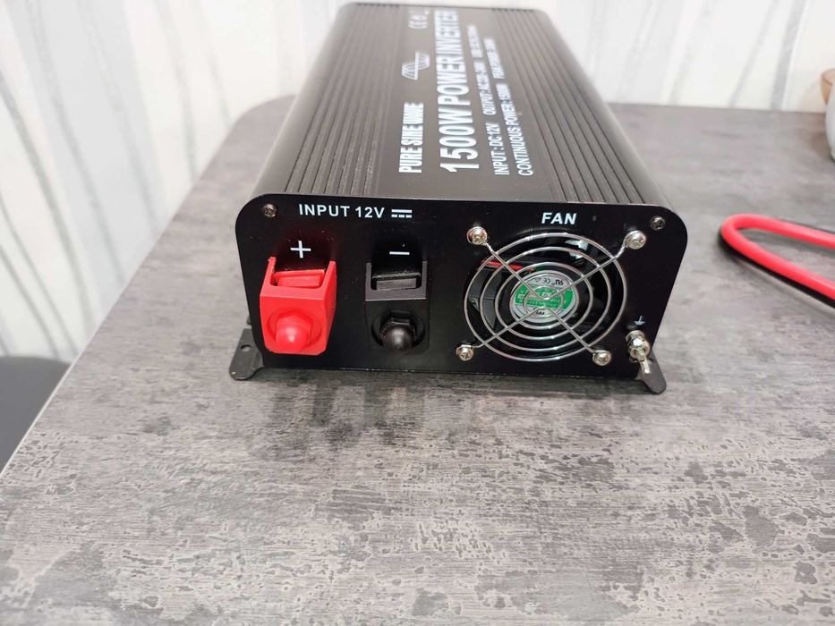 Інвертор Tectake 1500w