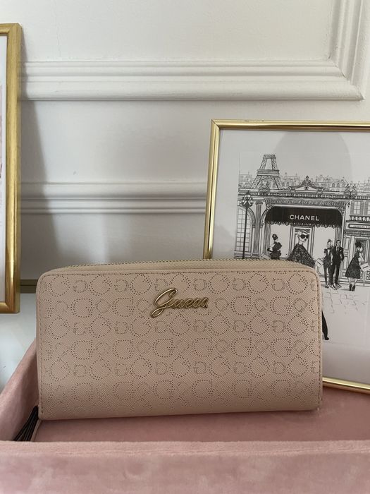 Portfel Guess pudrowy róż