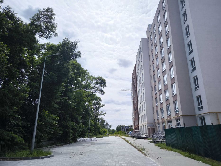 Видова 2К в зданому будинку. Розвинений район. Газ. Котел