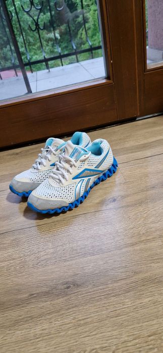 Кроссовки Reebok (размер 38)