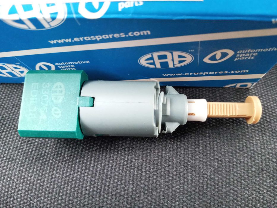 Выключатель фонаря сигнала торможения (лягушка) для RENAULT LAGUNA III