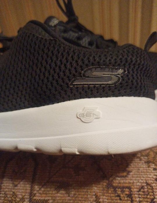 Sketchers go walk жіночі кросівки р37/25см.