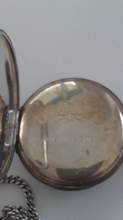 Relógio de bolso Adamastor com corrente