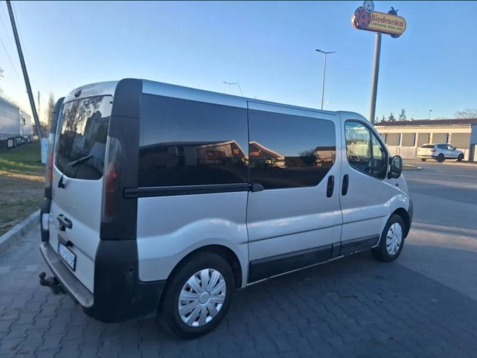 Автобус Рено Трафік 1.9 CDTI дизель з Європи під замовлення. Renault Trafic 

Рік: 2002 | Пробіг: 340 000 km | Двигун:

1.9 Diesel

КПП: Manualna