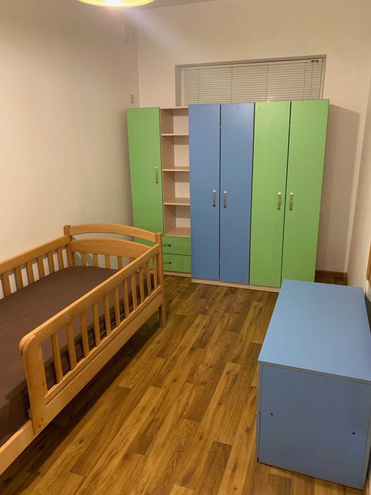 Невеликий будинок біля моря. Аркадія. Безперебійна електрика.