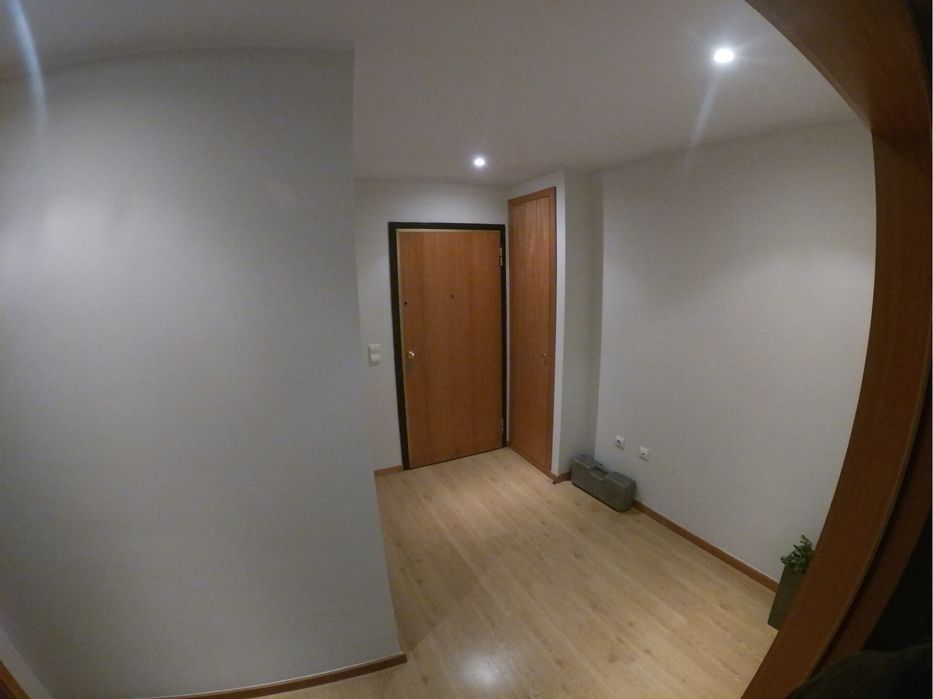 Apartamento T2 com Garagem Valongo