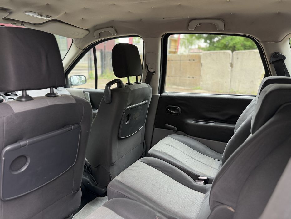 Renault Megane Grand Scenic 1.9 DCI 2005 7 Osób Klima Nowe Opony Zadbany