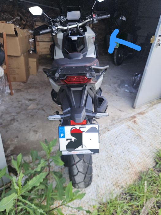 X-adv 2026  como nova