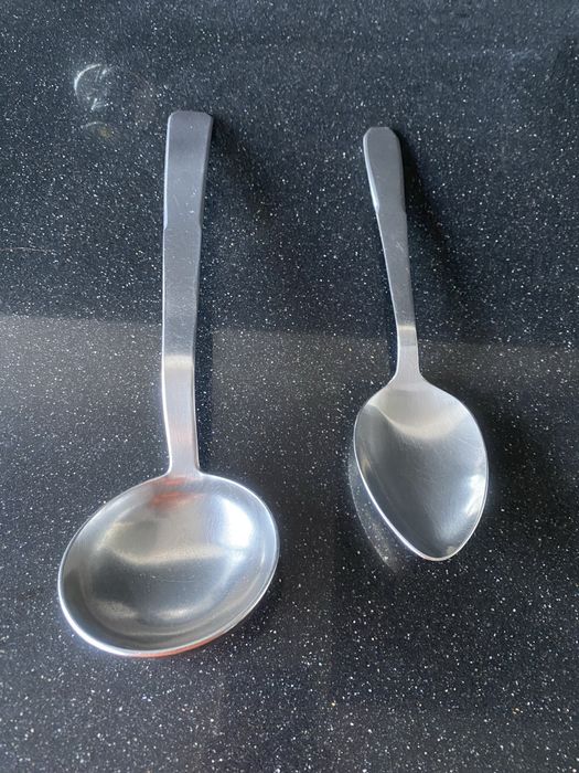 Talheres de servir refeição em inox