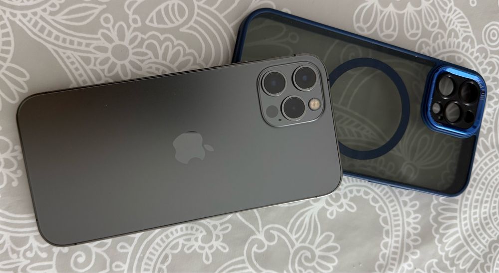 Iphone 12 pro em bom estado