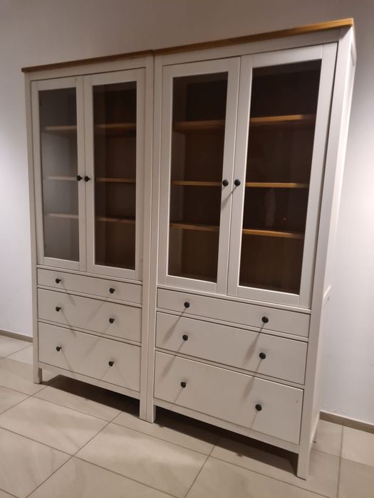 Dwie witryny Hemnes biała bejca dostawa z wniesieniem