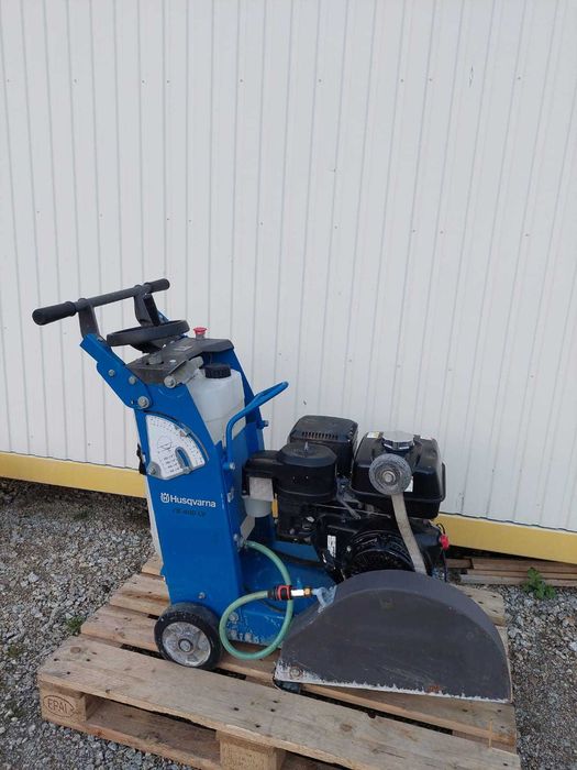 Przecinarka jezdna Husqvarna FS 400 LV