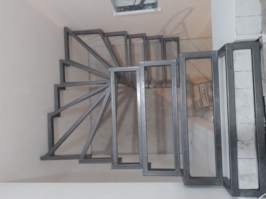 Зварювальник, сварщик, котли, труби, конструкції.