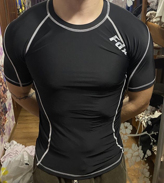 Футболки для спорту, чоловічі, розмір м-л