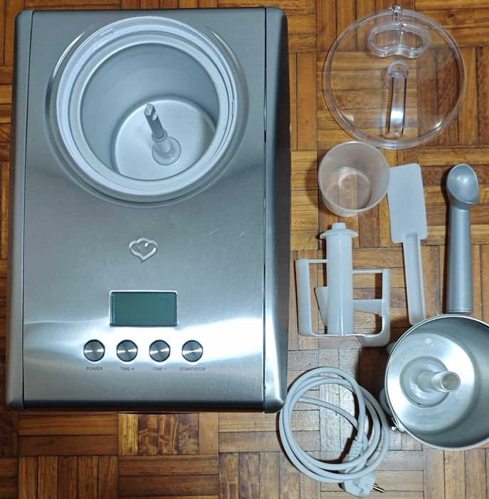 Máquina de Gelados c/ Compressor Springlane Emma (1.5L) – Como Nova + Extras