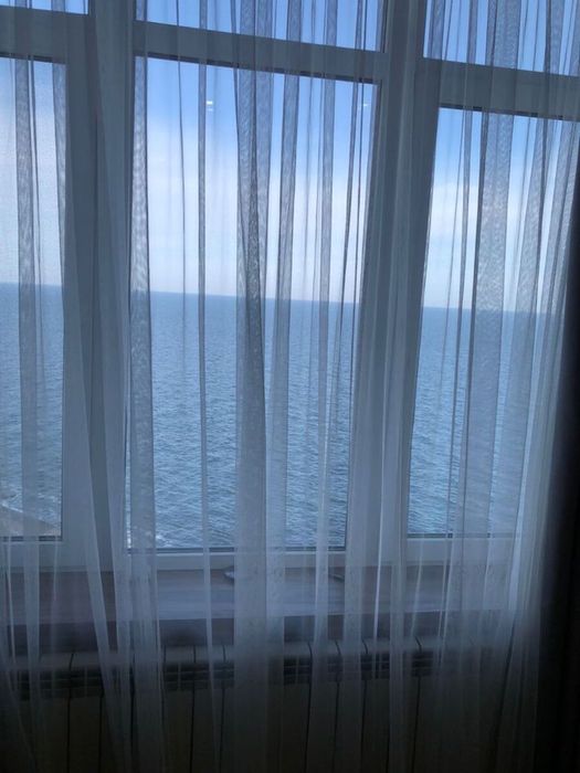 Двухкомнатная квартира с ремонтом в ЖК Морская Симфония