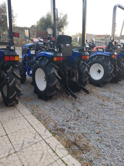 Tratores Hinomoto 25CV Novos