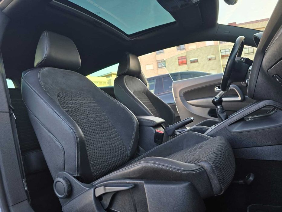 VOLKSWAGEN SCIROCCO SPORT 2.0TDI 140CV (LOOK R)