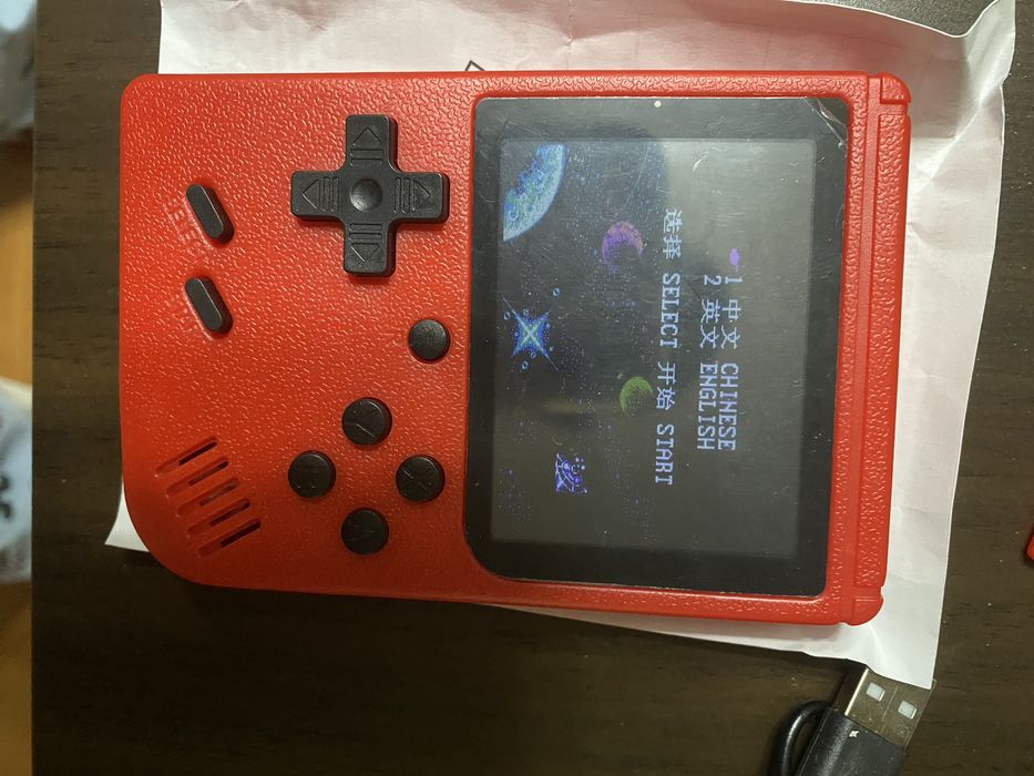 Consola portatil com 500 jogos