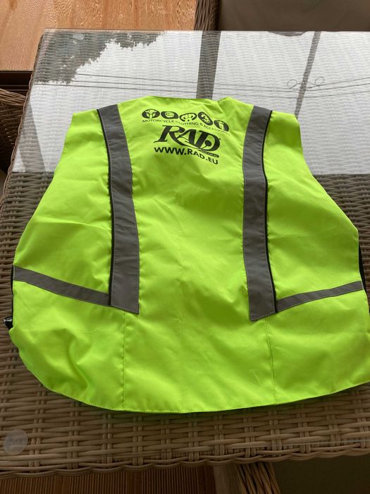 Colete fluorescente para motocicleta