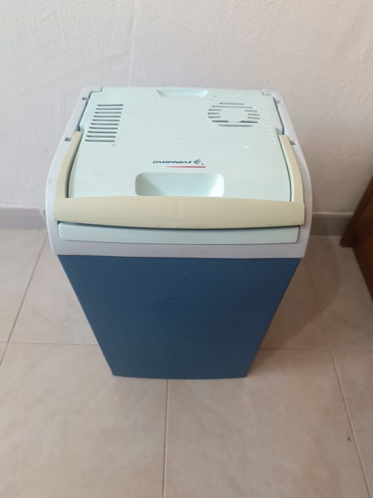 Geleira eléctrica de 12v.