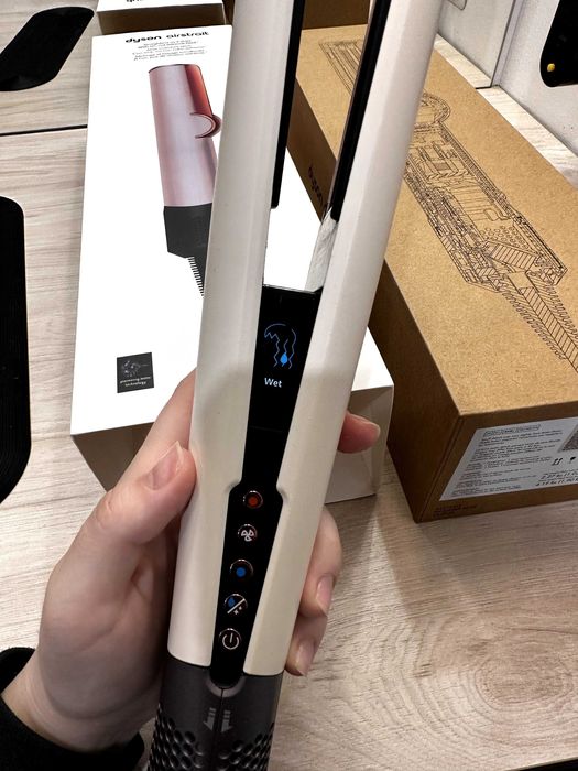 Dyson airstrait Дайсон еірстрейт 2025 року є чек і гарантія