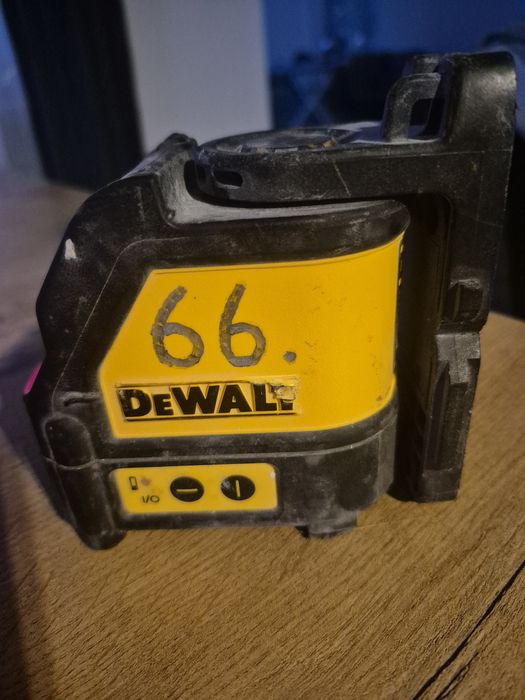 Laser krzyżowy DeWalt
