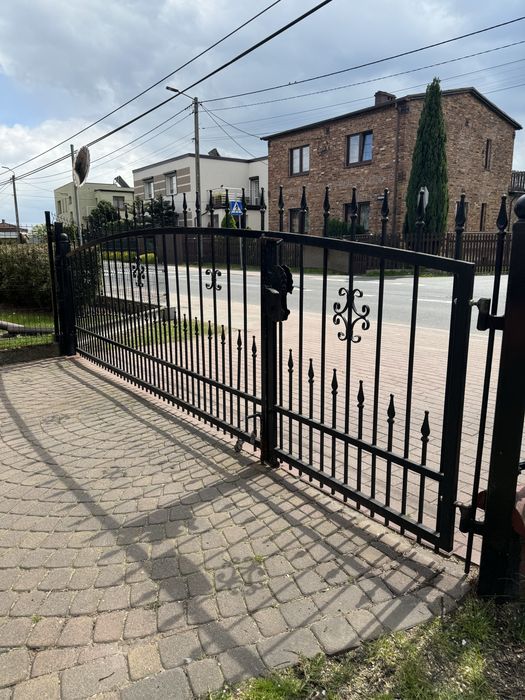 Komplet brama furtka przęsła kute