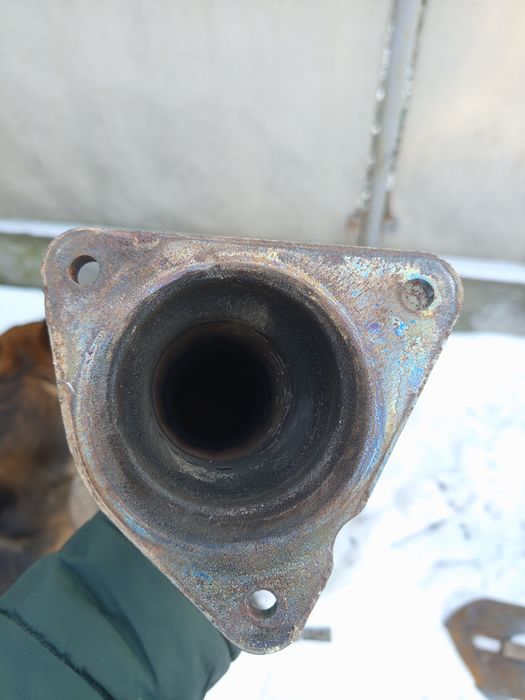 Труба приемная Рено Меган 2 ,Сценик 2 . 1.6 бензин