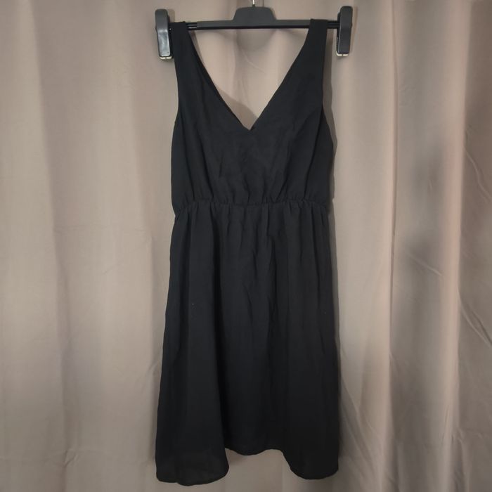 Czarna sukienka H&M