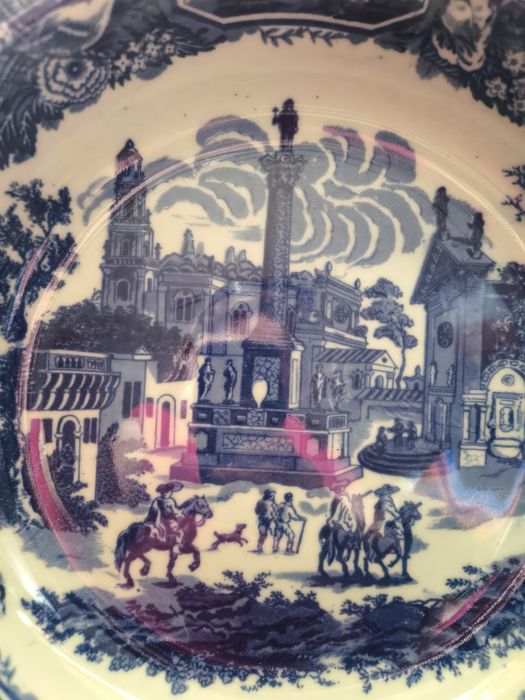 Antiga Bacia  Lavatório em Faiança — Pintado a mão