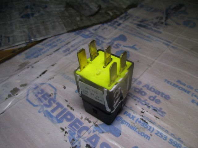 Botão / interruptor aquecimento de bancos SAAB 9-5 Sedan (YS3E)