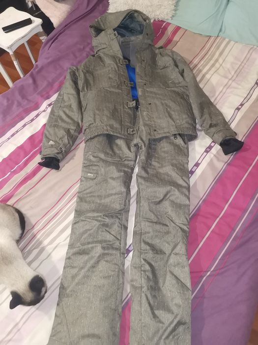 Горнолыжный костюм