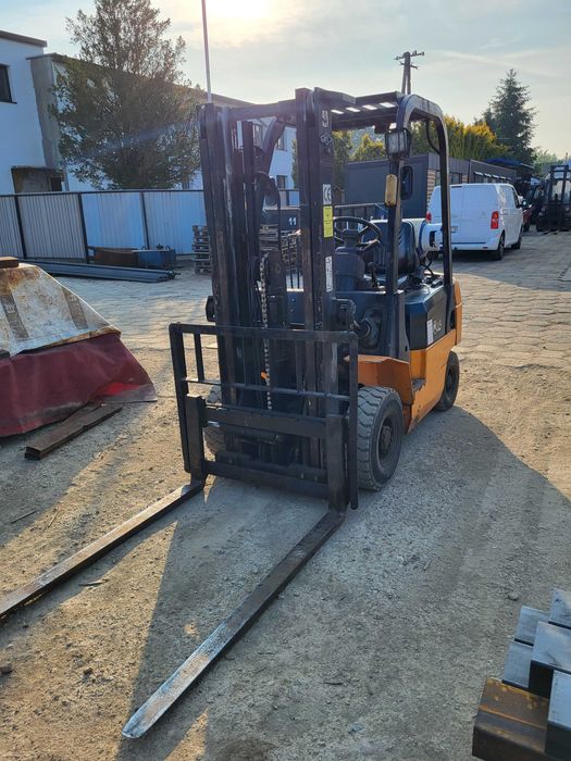 Wynajmę wózek widłowy 1.5t
