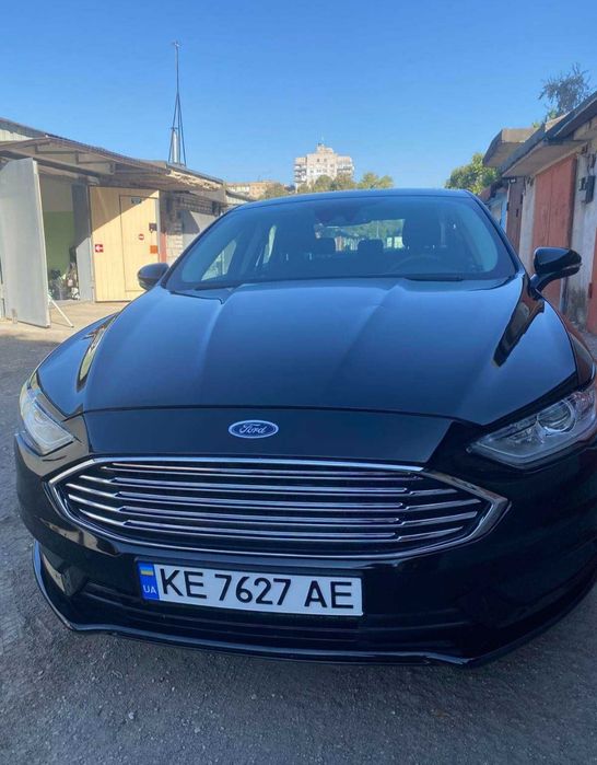 Продам   Ford fusion SE 2017