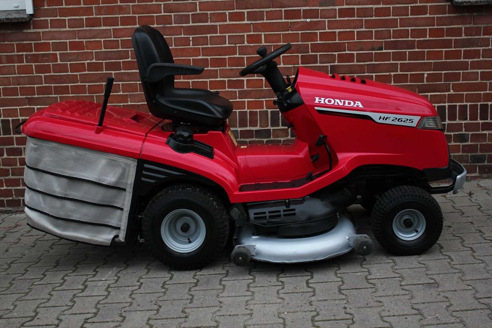 Honda 2625 V2 TRAKTOREK Kosiarka