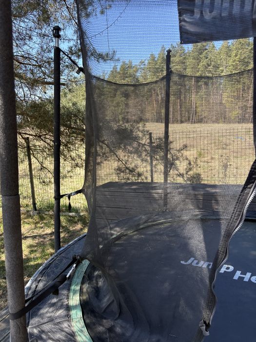 Trampolina ogrodowa czarna
