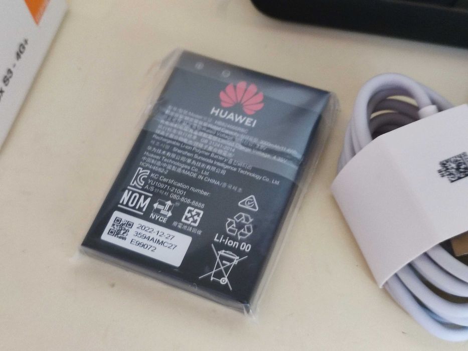 Huawei E5785,-320 Cat.6 Router Hotspot