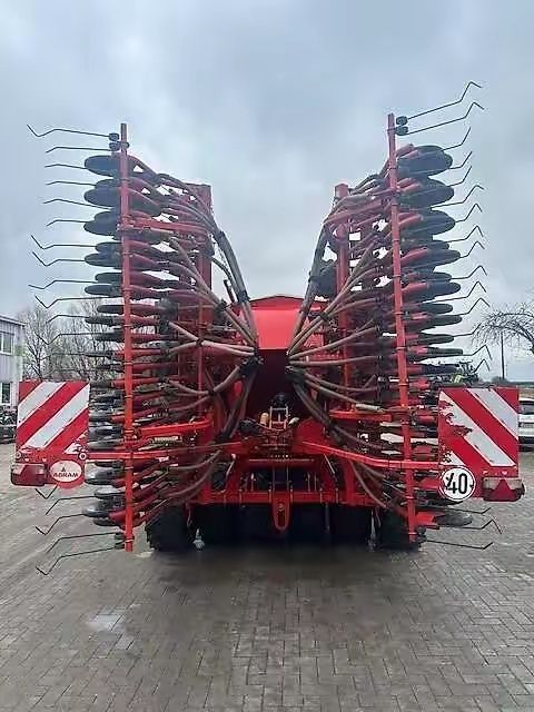 Zestaw uprawowo siewny Kverneland u-drill 6000