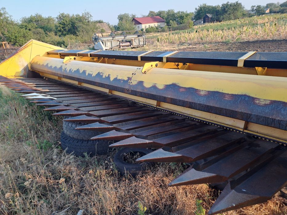 Зерно збиральний комбаін