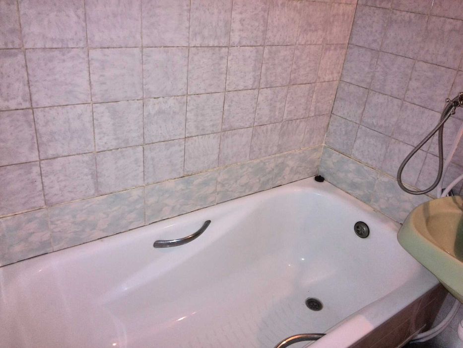 Сдам 2х ком квартиру в центре города! Комнаты раздельные!