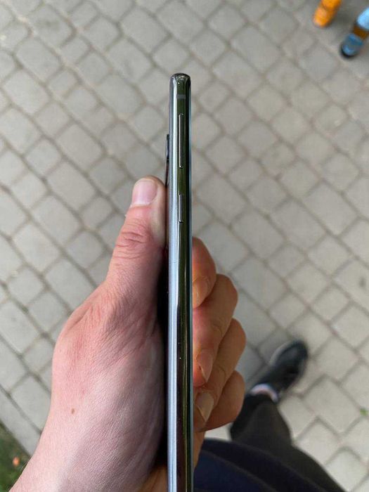 Samsung GALAXY S10