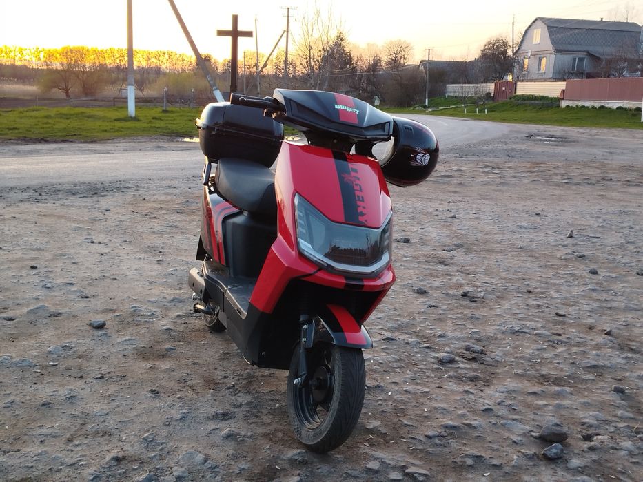 ПРОДАМ електро скутер