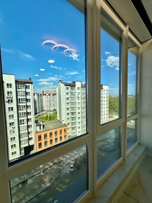 Продається двокімнатна квартира з ремонтом!!