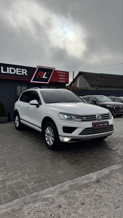 ОФІЦІЙНИЙ VW Touareg FL Фольксваген Туарег 2015р 3,0 дизель CRCA 8АКПП